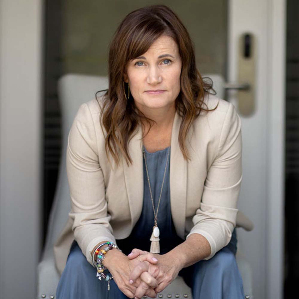 Professor Lesley Lutes is working to meld clinical psychology and health psychology in order to improve mental and physical health.